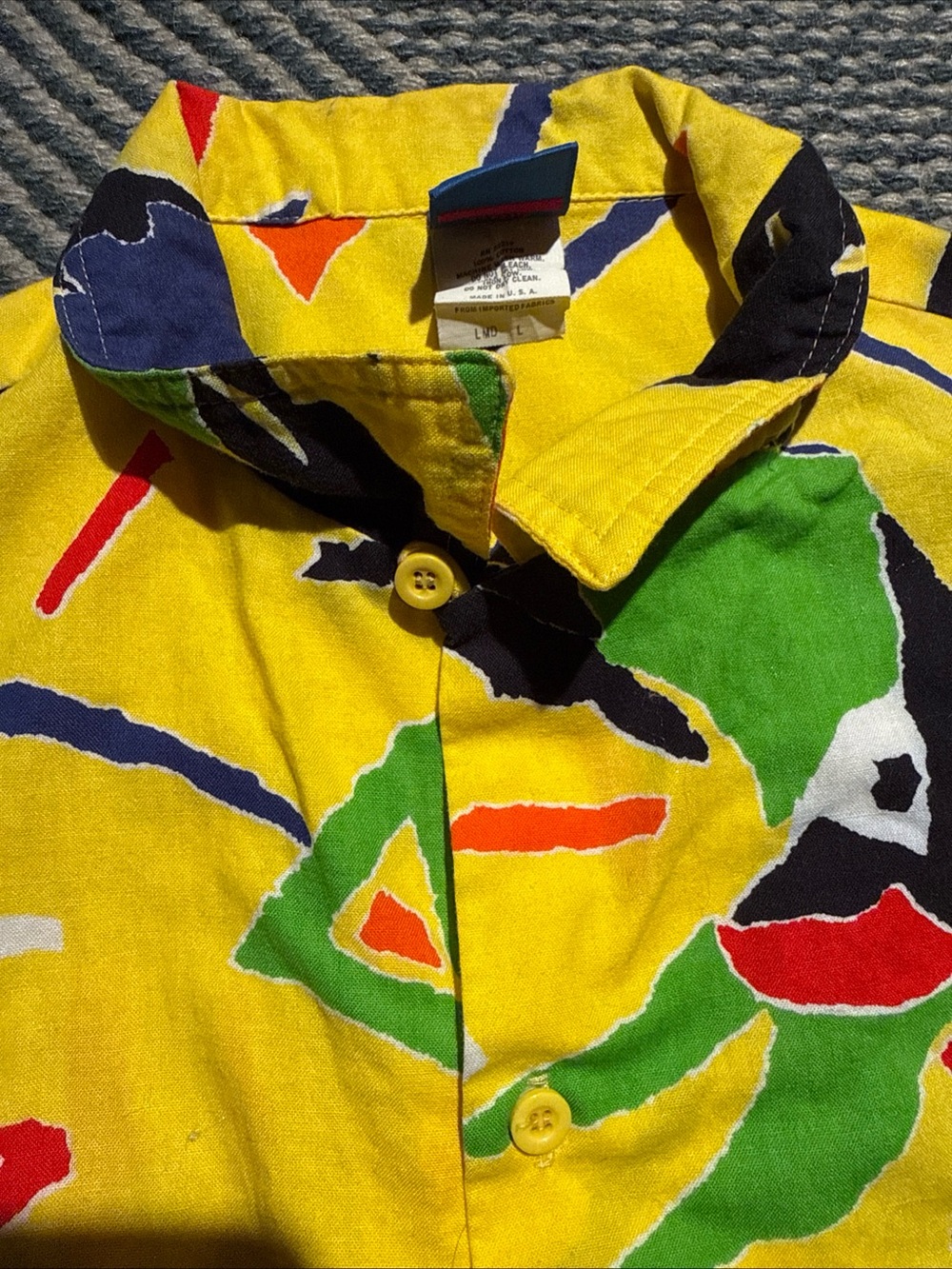 Vintage Op 80s Mens Parrot Yellow Short Sleeve Button Up Shirt Size L - Picture 8 of 10